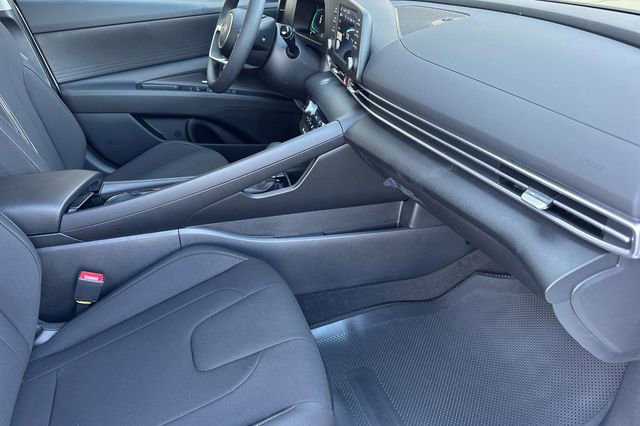 New 2026 Hyundai Elantra Blue image 15