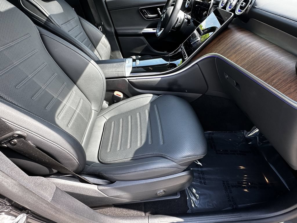 Certified 2025 Mercedes-Benz GLC 300 w/ AMG Line image 15