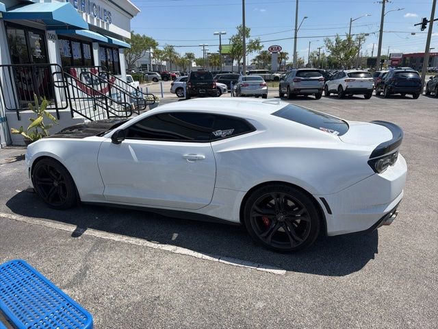 Used 2021 Chevrolet Camaro SS image 5