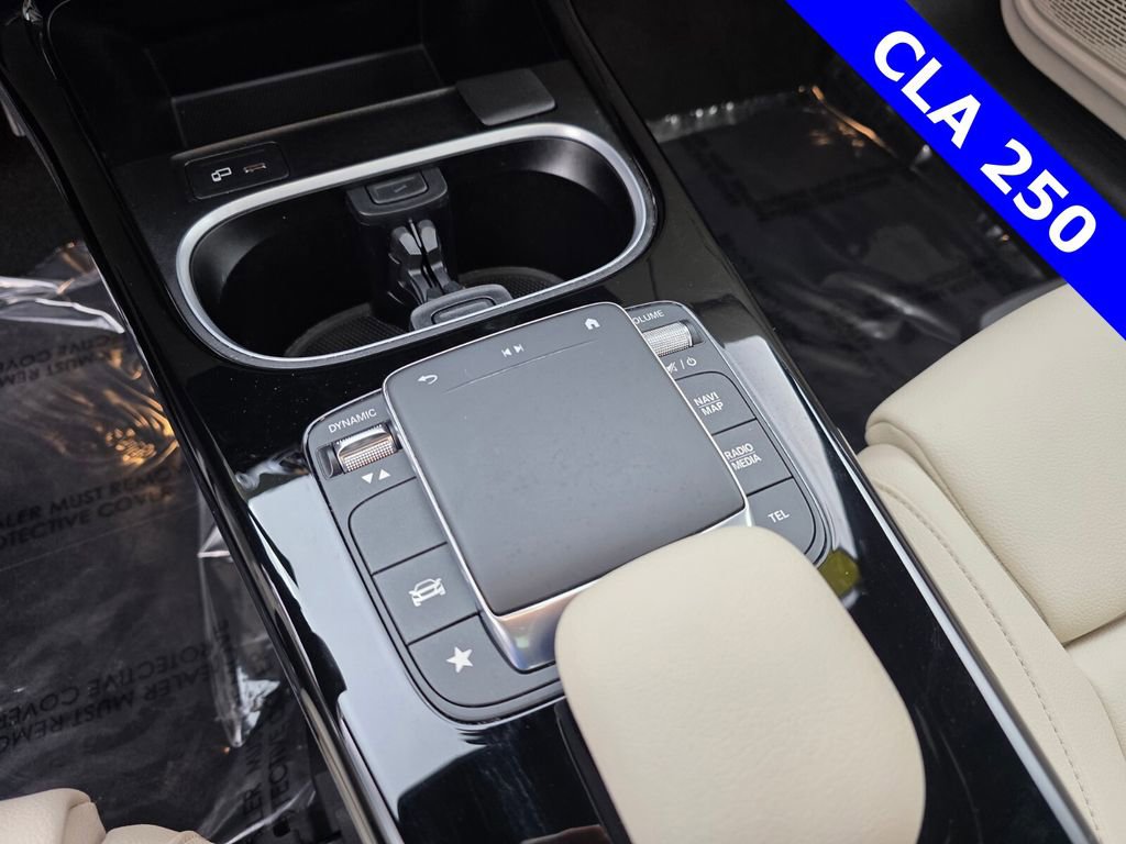 Used 2023 Mercedes-Benz CLA 250 image 24
