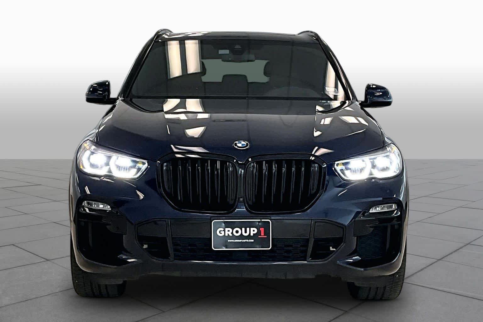 Used 2021 BMW X5 M50i w/ Executive Package AWD/4WD image 3