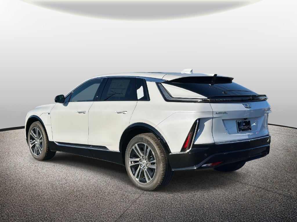 New 2026 Cadillac Lyriq Luxury RWD image 29