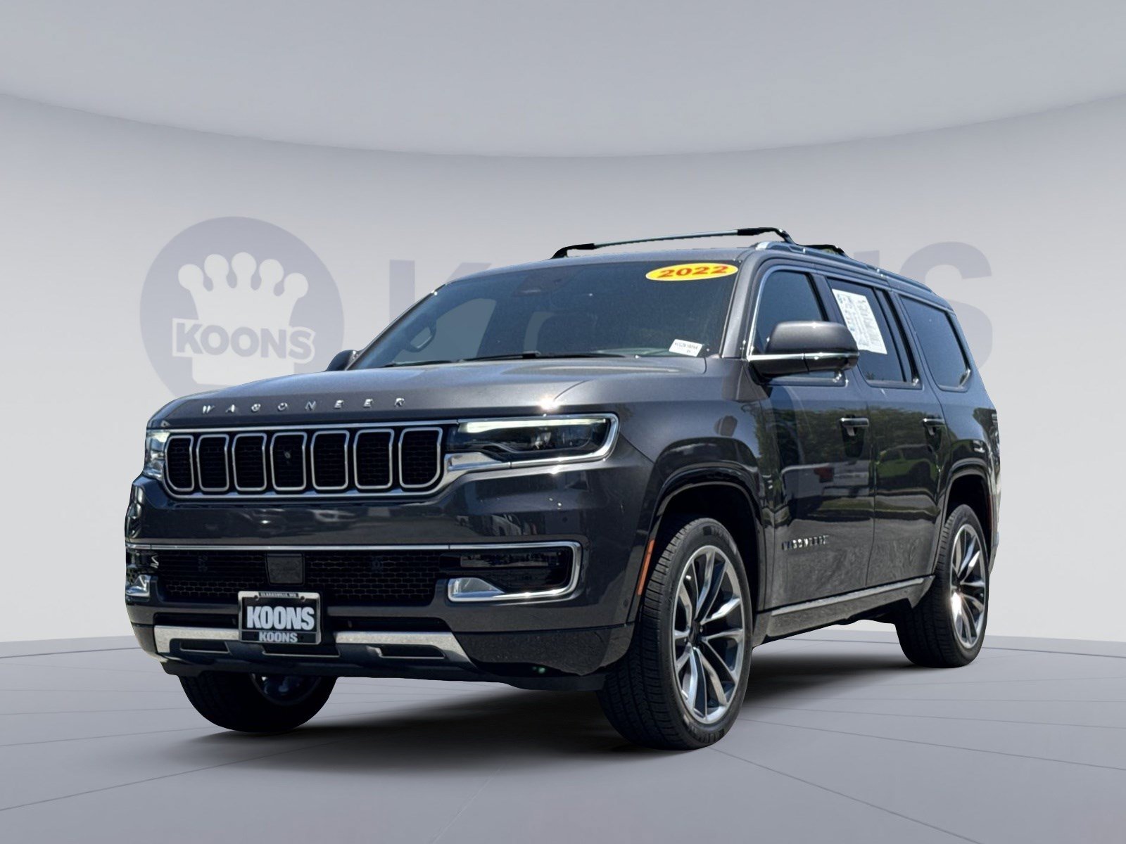 Used 2022 Jeep Wagoneer Series III w/ Premium Group I AWD/4WD image 1