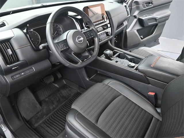 Used 2024 Nissan Pathfinder Rock Creek image 13