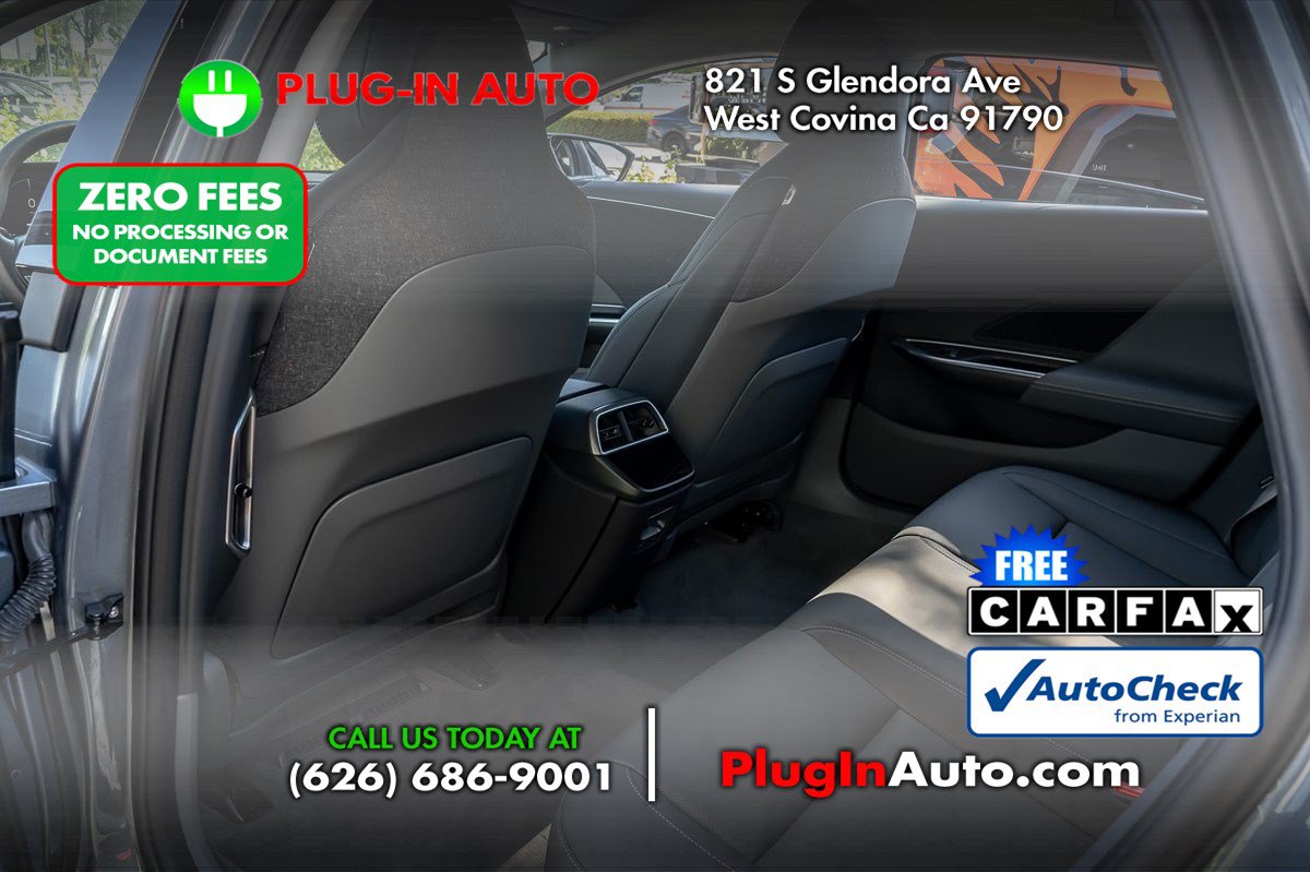 Used 2025 Lucid Air Pure RWD image 9