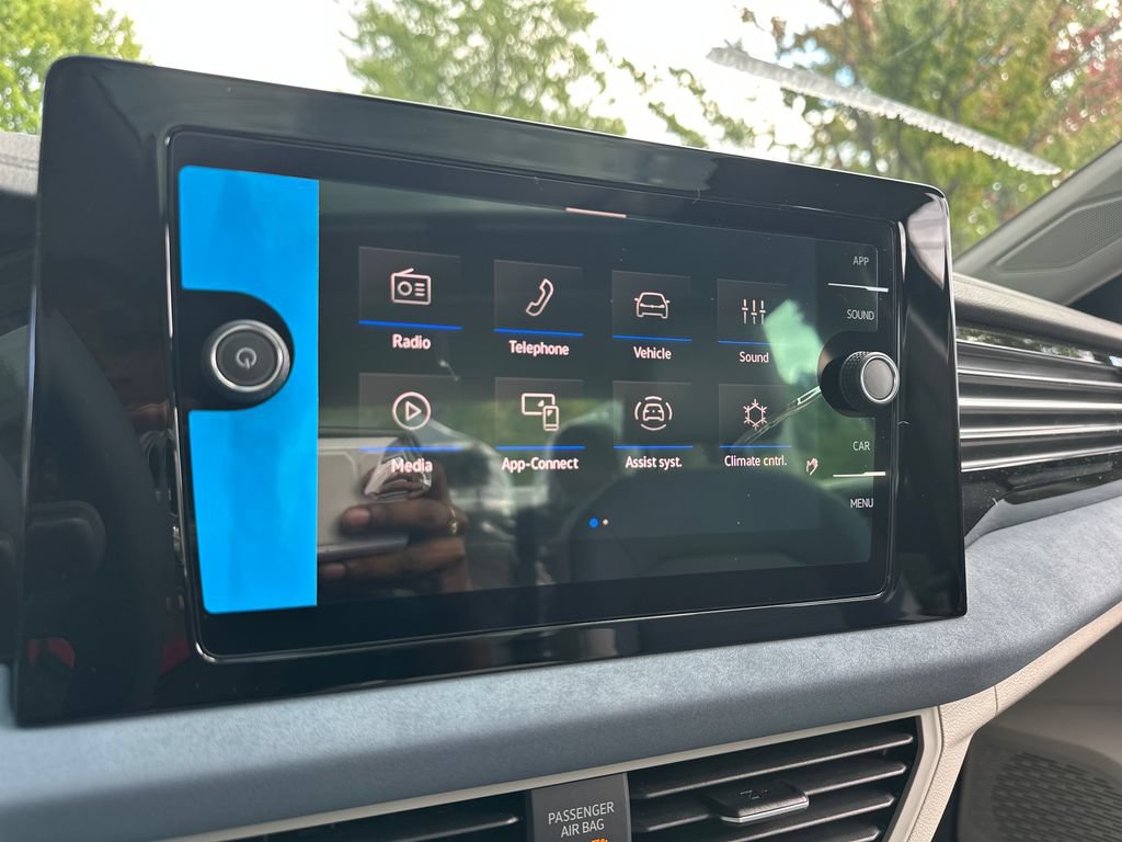 New 2027 Volkswagen Jetta SE FWD image 14