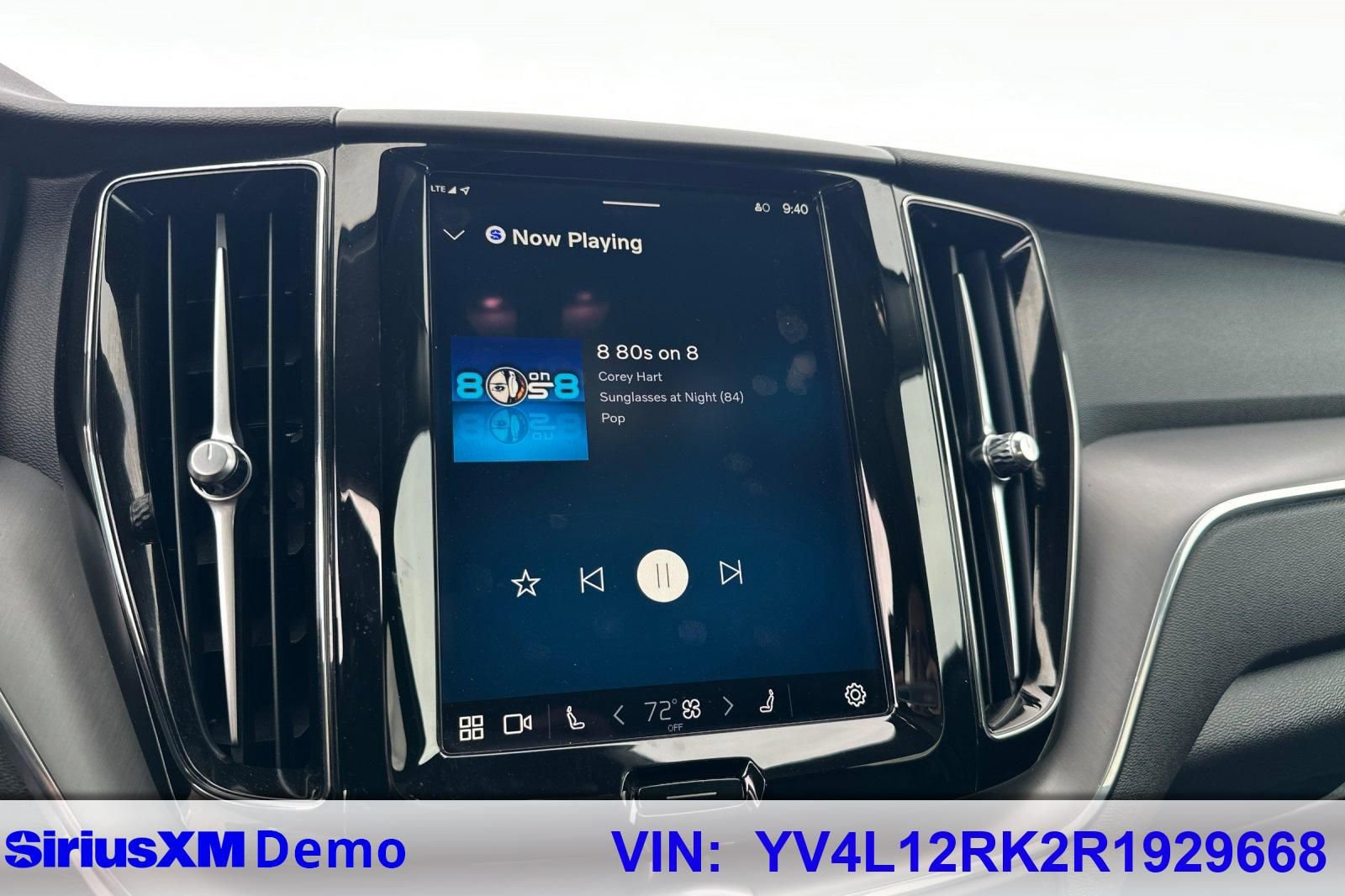 Certified 2024 Volvo XC60 B5 Core image 30