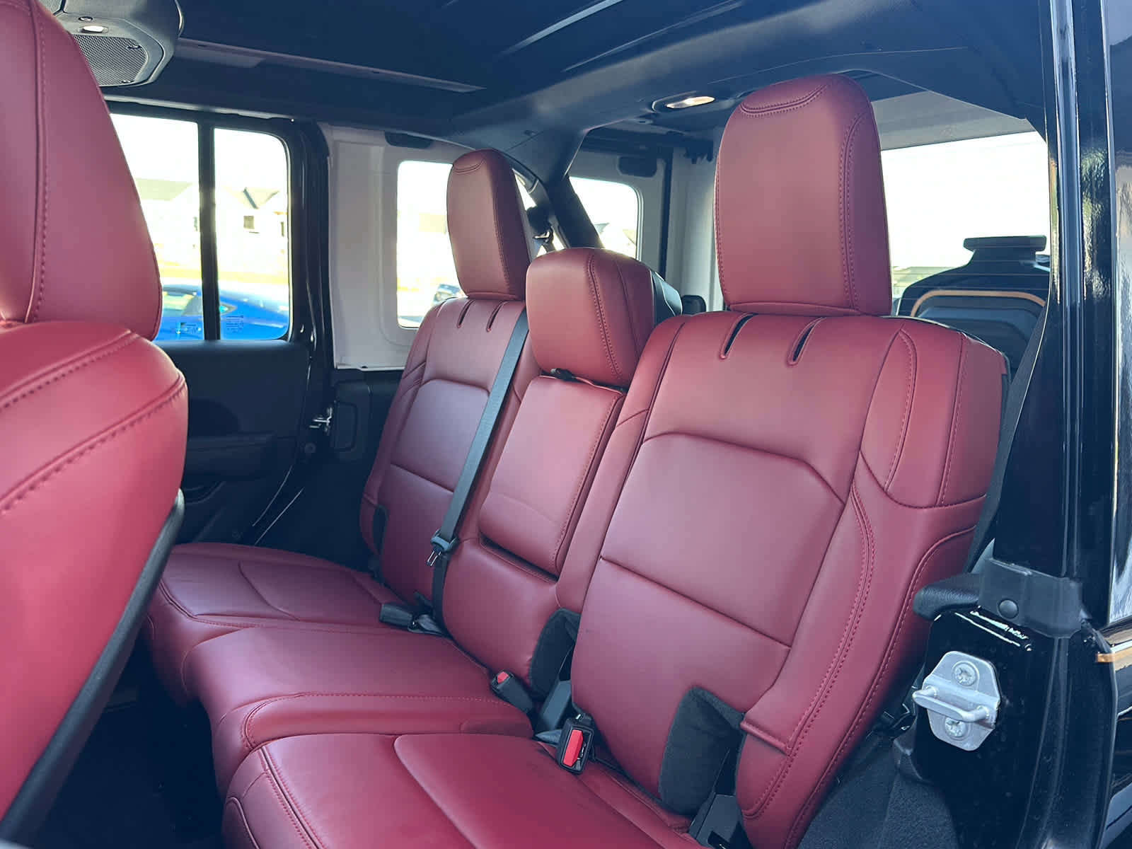 Used 2024 Jeep Wrangler Unlimited Rubicon 392 AWD/4WD image 10