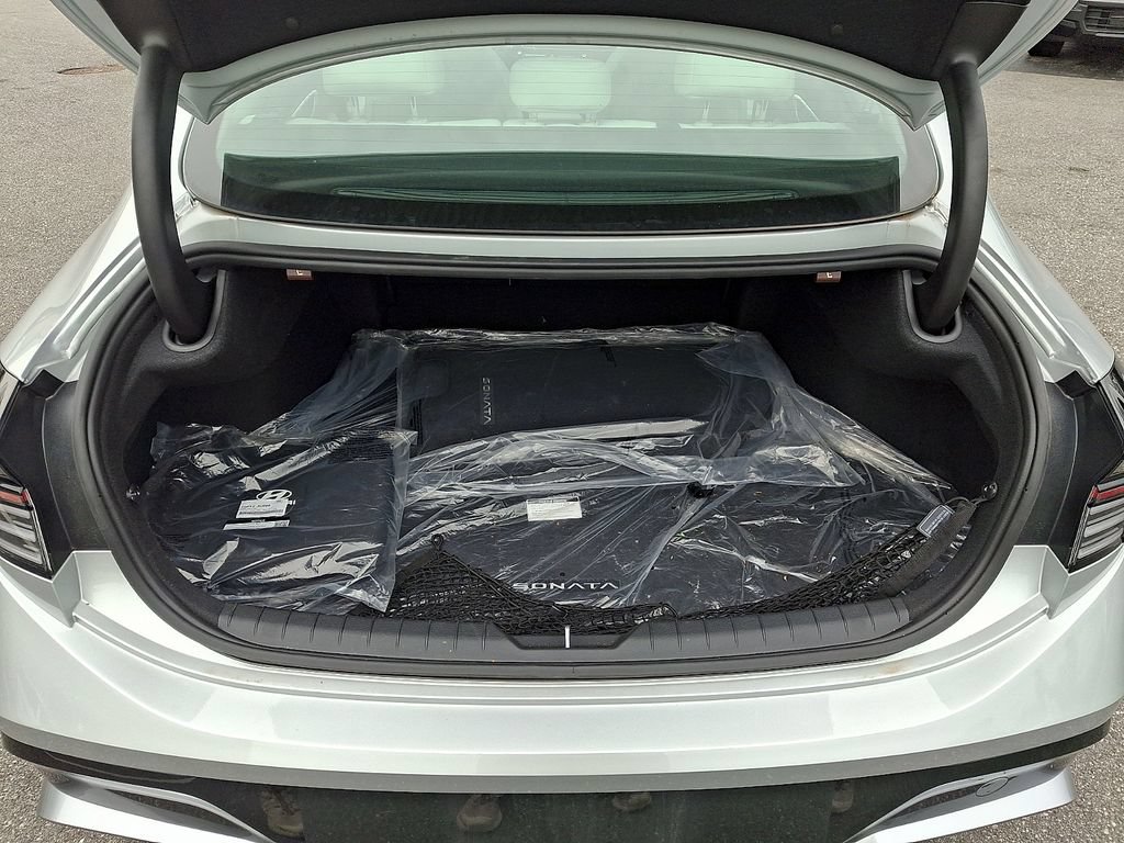 Used 2025 Hyundai Sonata SEL FWD image 30