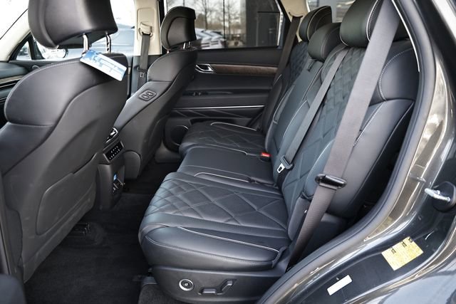 Certified 2025 Genesis GV80 3.5T Prestige image 25