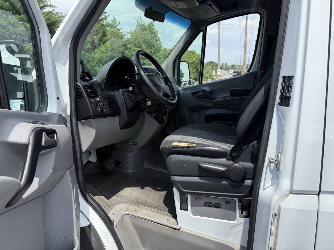 Used 2012 Mercedes-Benz Sprinter 3500 image 15