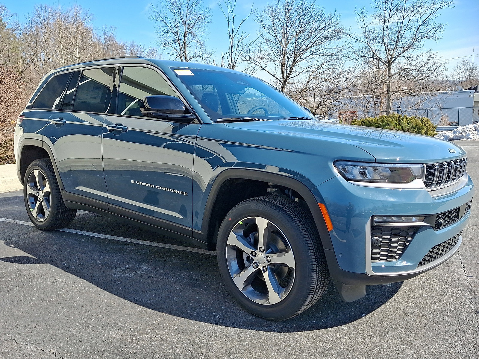 New 2026 Jeep Grand Cherokee Limited image 2