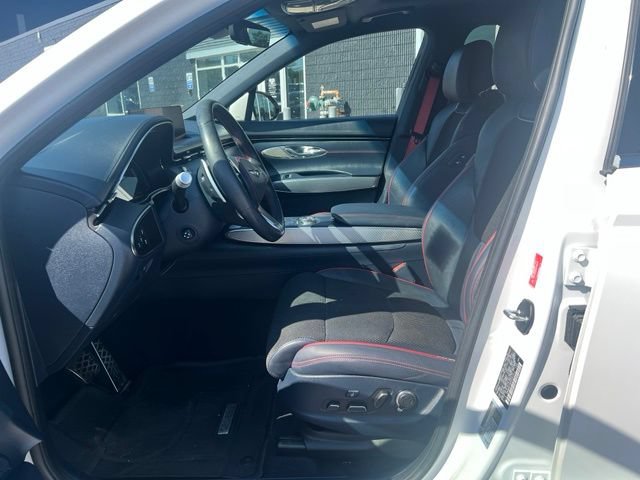 Used 2023 Genesis GV70 2.5T w/ Sport Prestige Package AWD/4WD image 17