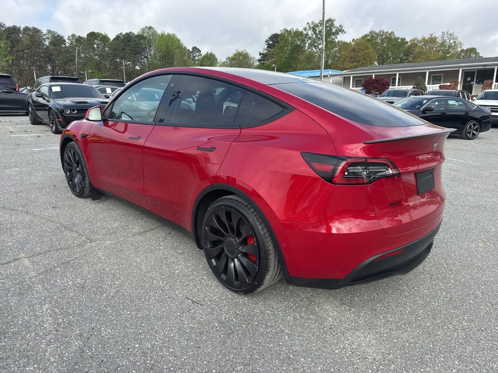 Used 2022 Tesla Model Y Performance image 3