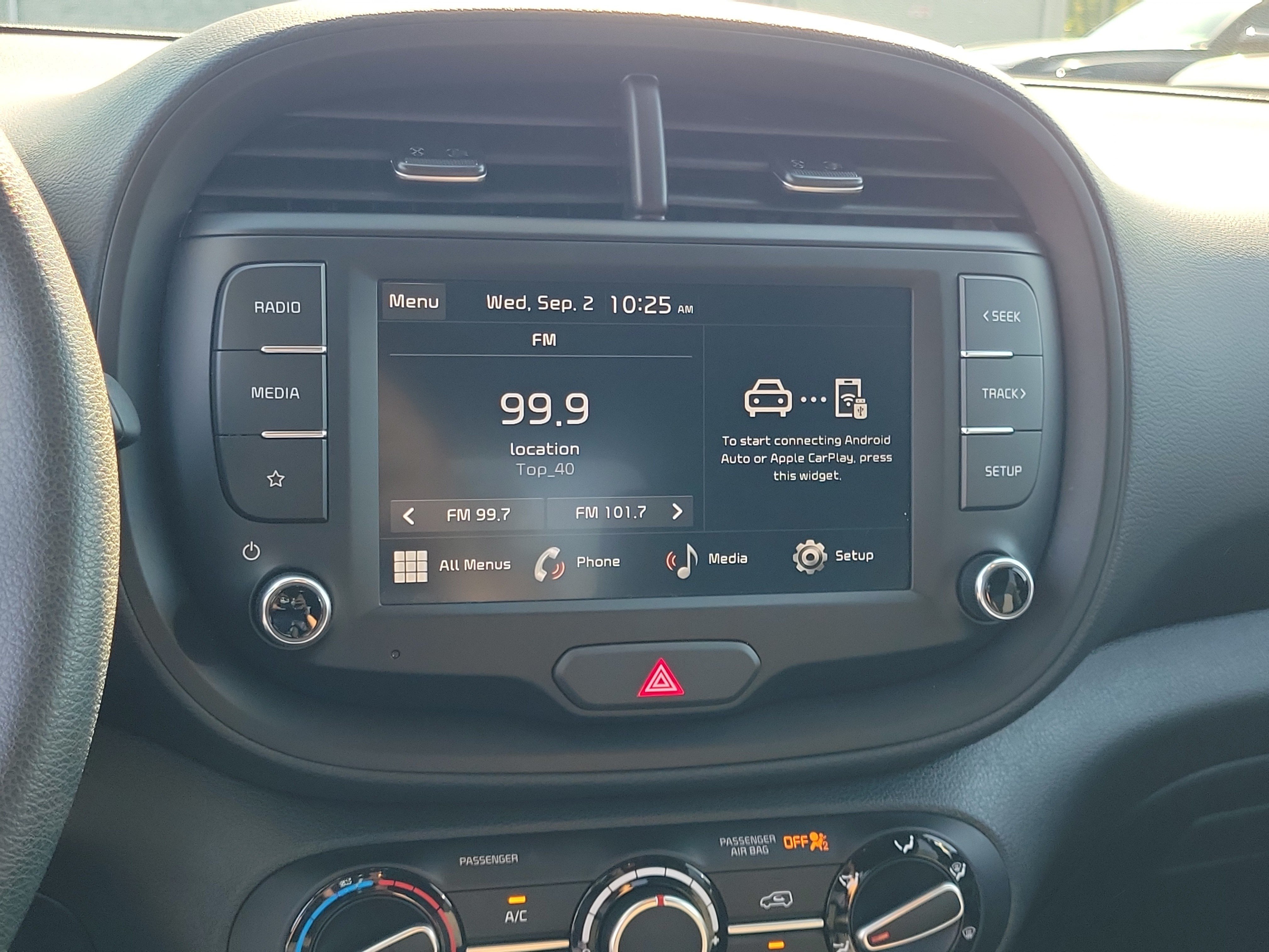 Used 2025 Kia Soul LX FWD image 26