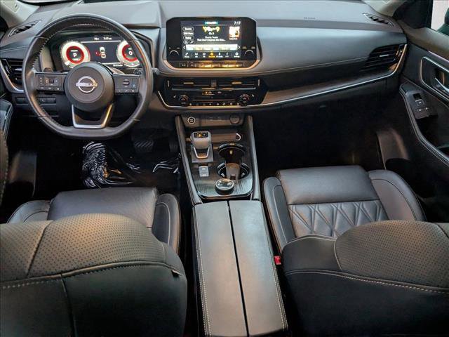 Used 2023 Nissan Rogue Platinum w/ Platinum Premium Package image 18