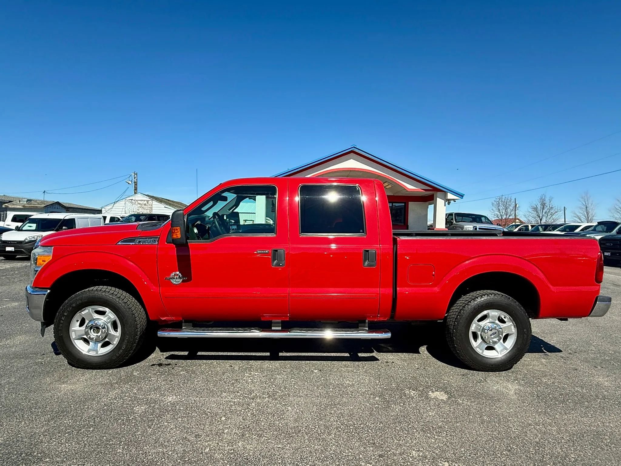 Used 2014 Ford F250 XLT w/ XLT Interior Package AWD/4WD image 2