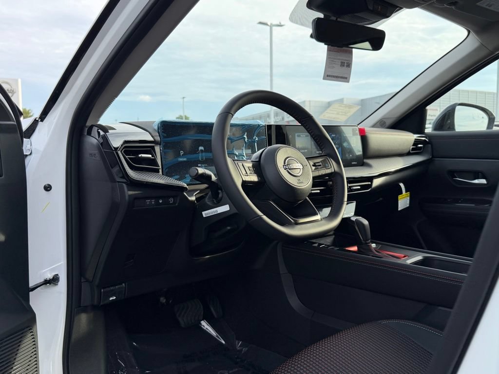 New 2026 Nissan Kicks SR w/ Interior Electronics Package FWD image 10