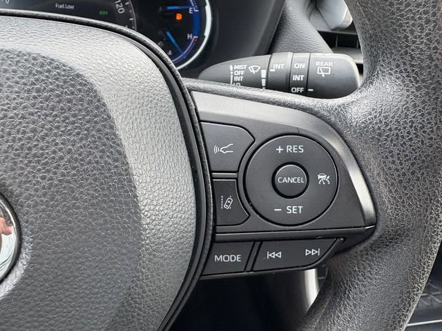 Used 2024 Toyota RAV4 XLE image 19