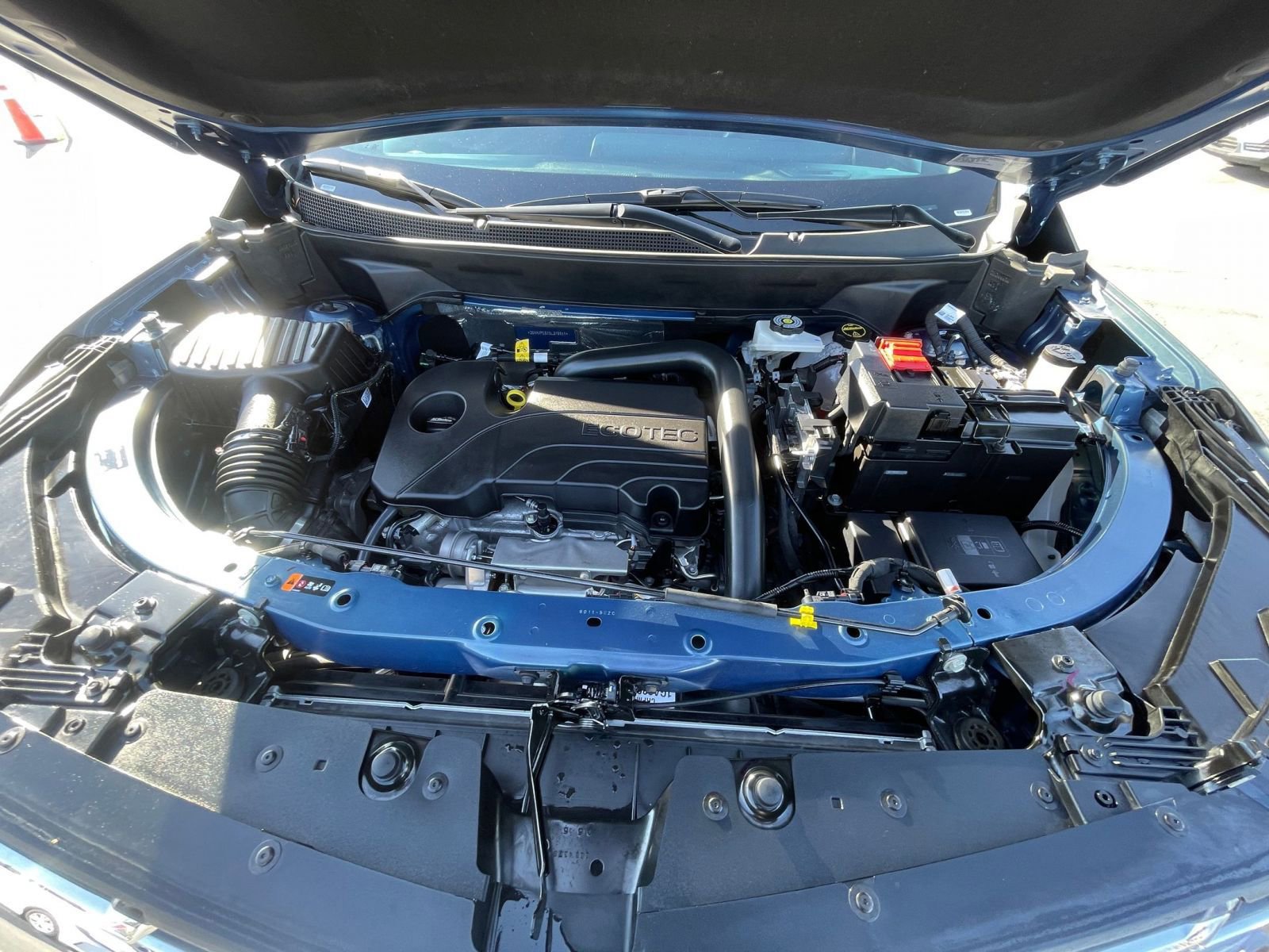 Used 2025 Chevrolet Equinox LT image 32