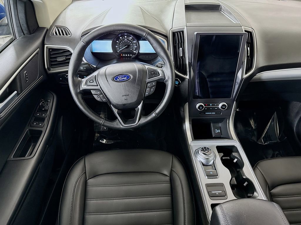 Used 2021 Ford Edge SEL image 3
