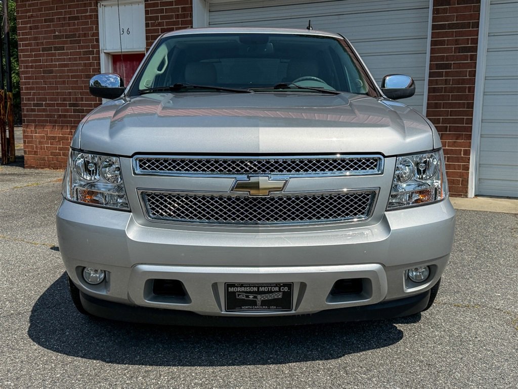 Used 2010 Chevrolet Avalanche LT w/ Luxury Package RWD image 9