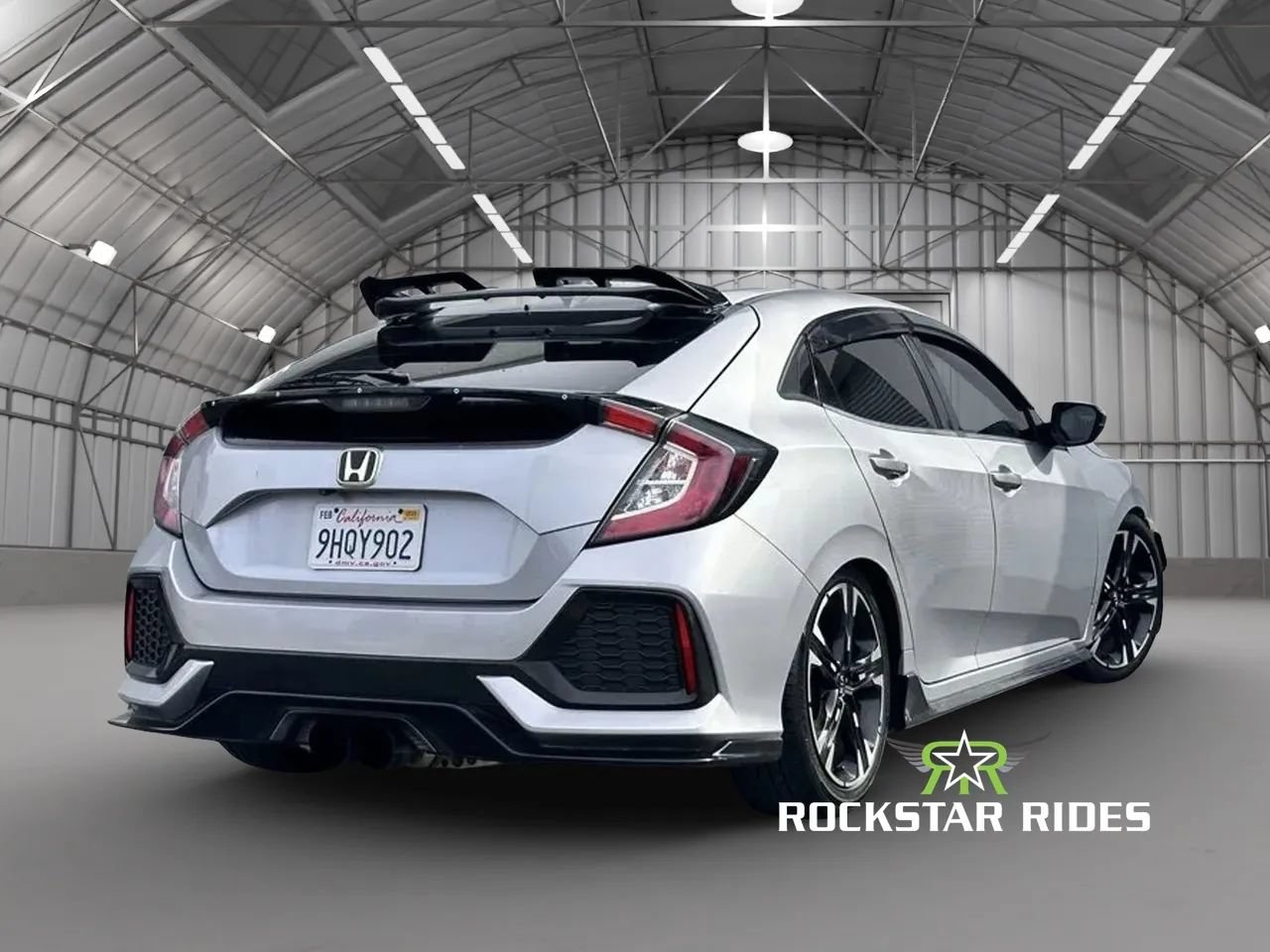 Used 2018 Honda Civic Sport image 2
