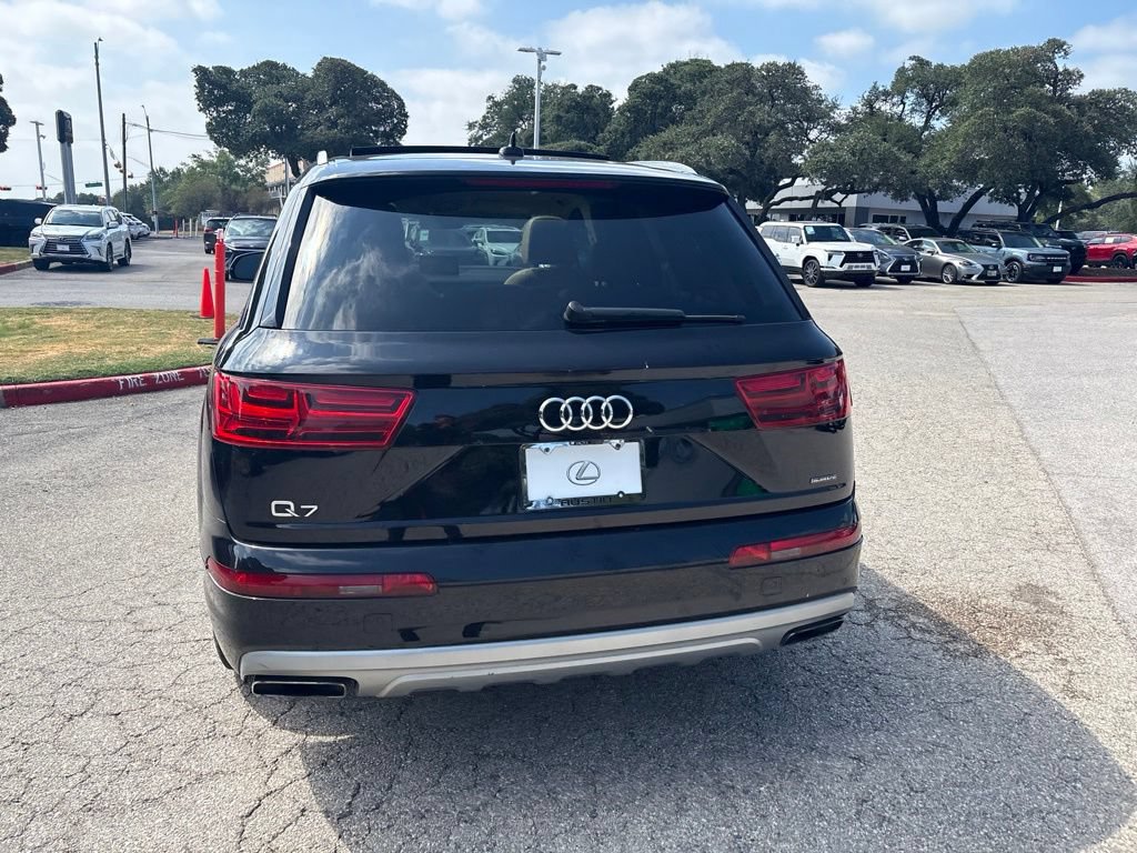Used 2018 Audi Q7 2.0T Premium Plus w/ Premium Plus Package AWD/4WD image 4