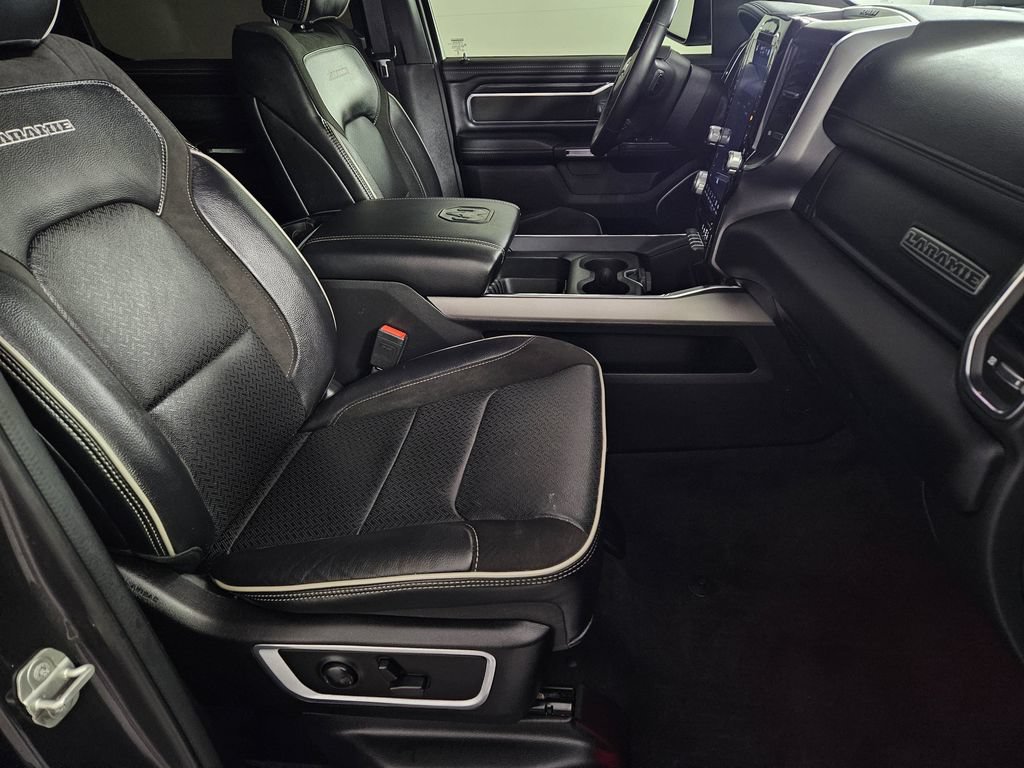 Used 2024 RAM 1500 Laramie AWD/4WD image 31