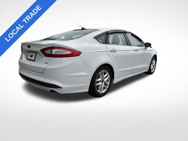Used 2013 Ford Fusion SE image 2