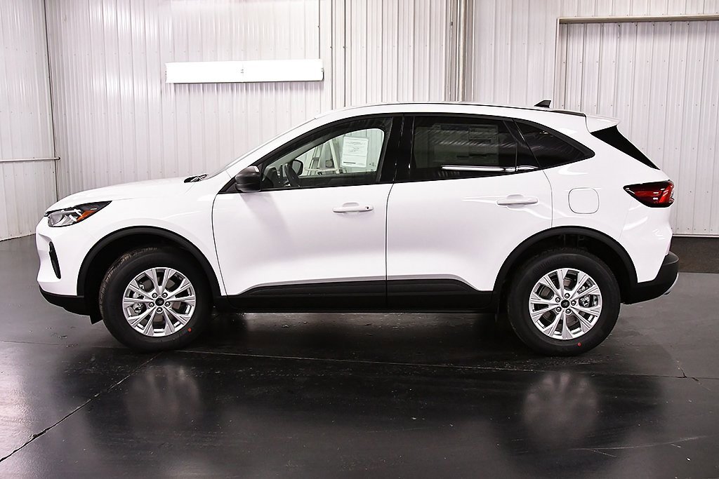 New 2025 Ford Escape Active w/ Cold Weather Package image 4
