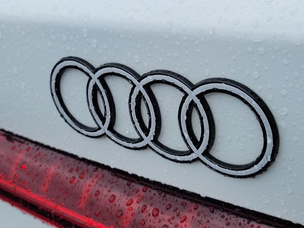Used 2025 Audi A5 Premium Plus w/ Premium Plus AWD/4WD image 8