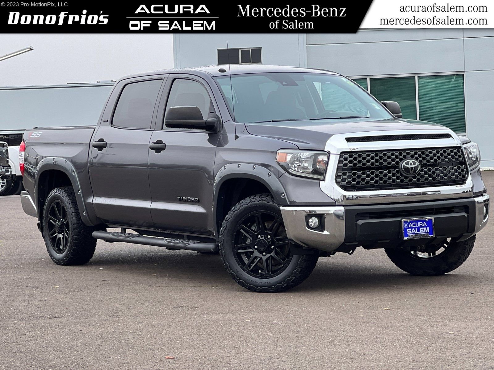 Used 2018 Toyota Tundra SR5 image 1