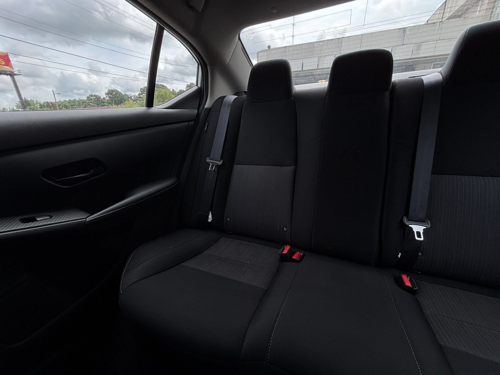 Used 2025 Nissan Sentra SV FWD image 37