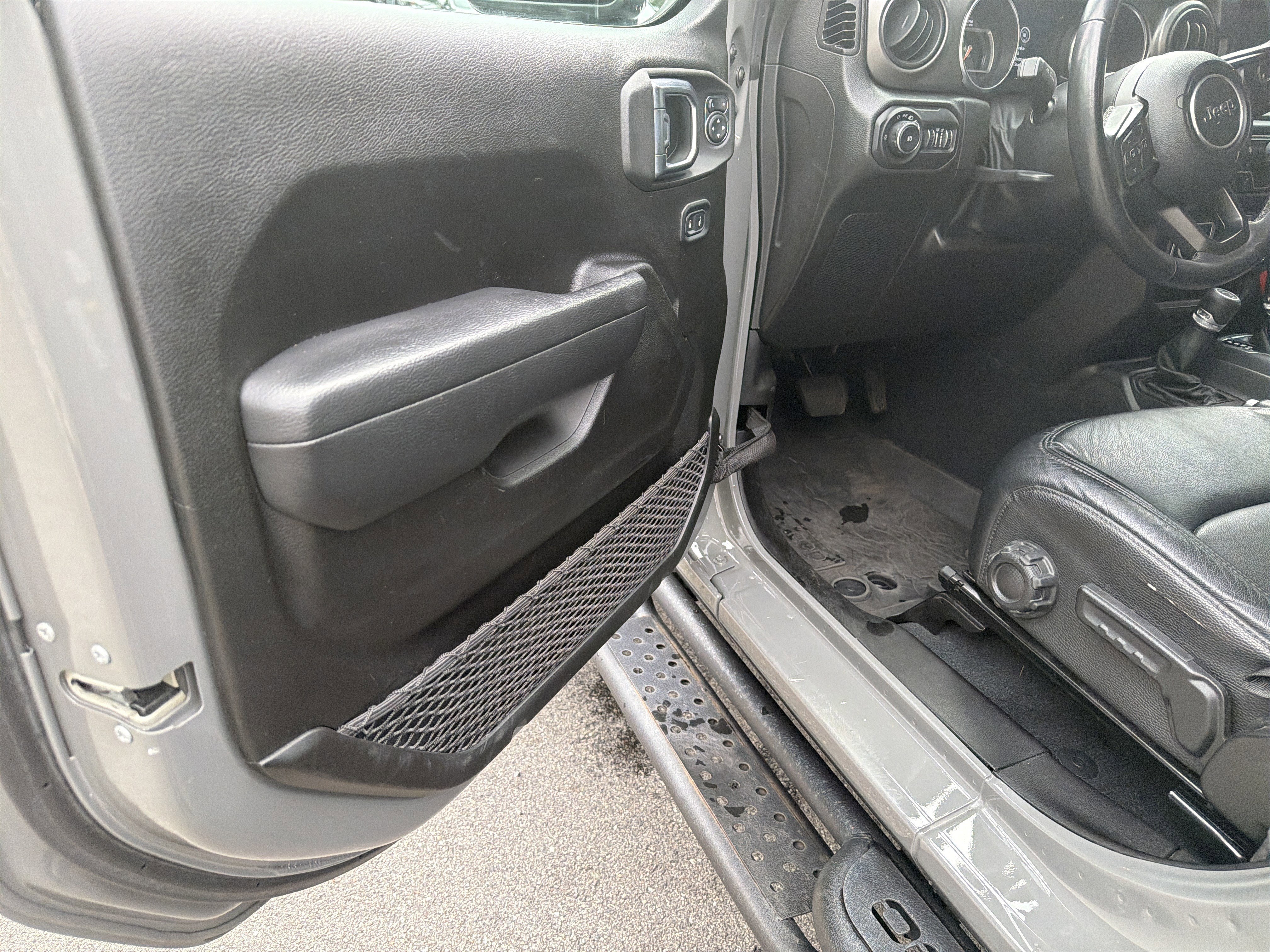 Used 2022 Jeep Wrangler Unlimited Sport AWD/4WD image 15