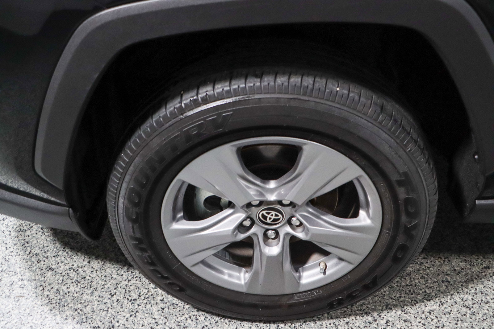 Used 2023 Toyota RAV4 LE AWD/4WD image 11