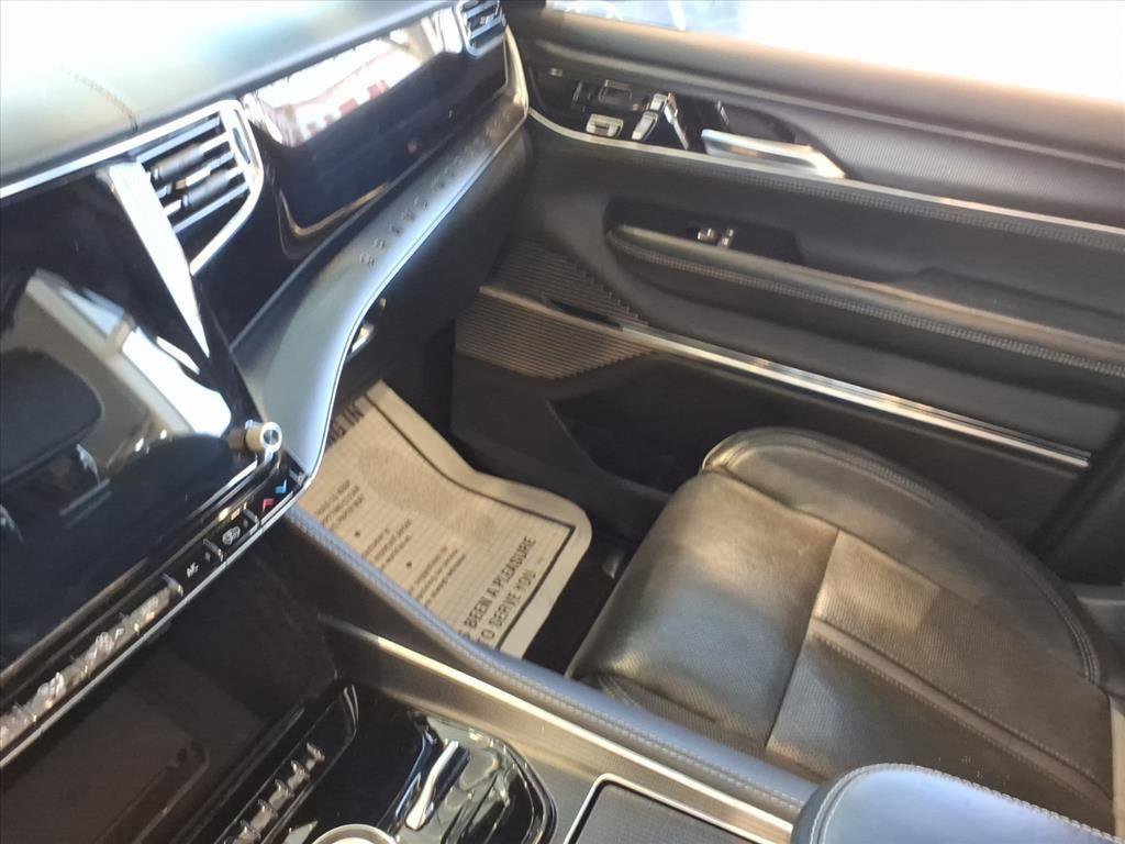 Used 2024 Jeep Grand Wagoneer L Series II w/ Quick Order Packagew 28T image 19