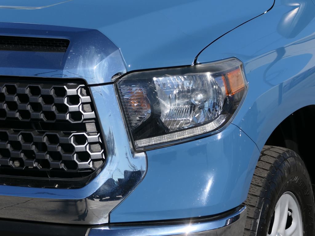 Used 2021 Toyota Tundra SR5 w/ SR5 Upgrade Package image 9