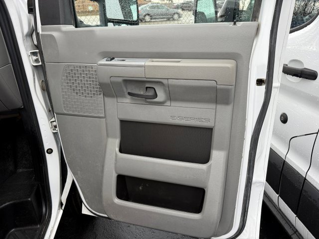 Used 2019 Ford E-350 and Econoline 350 Super Duty w/ Power Windows & Locks Group RWD image 18
