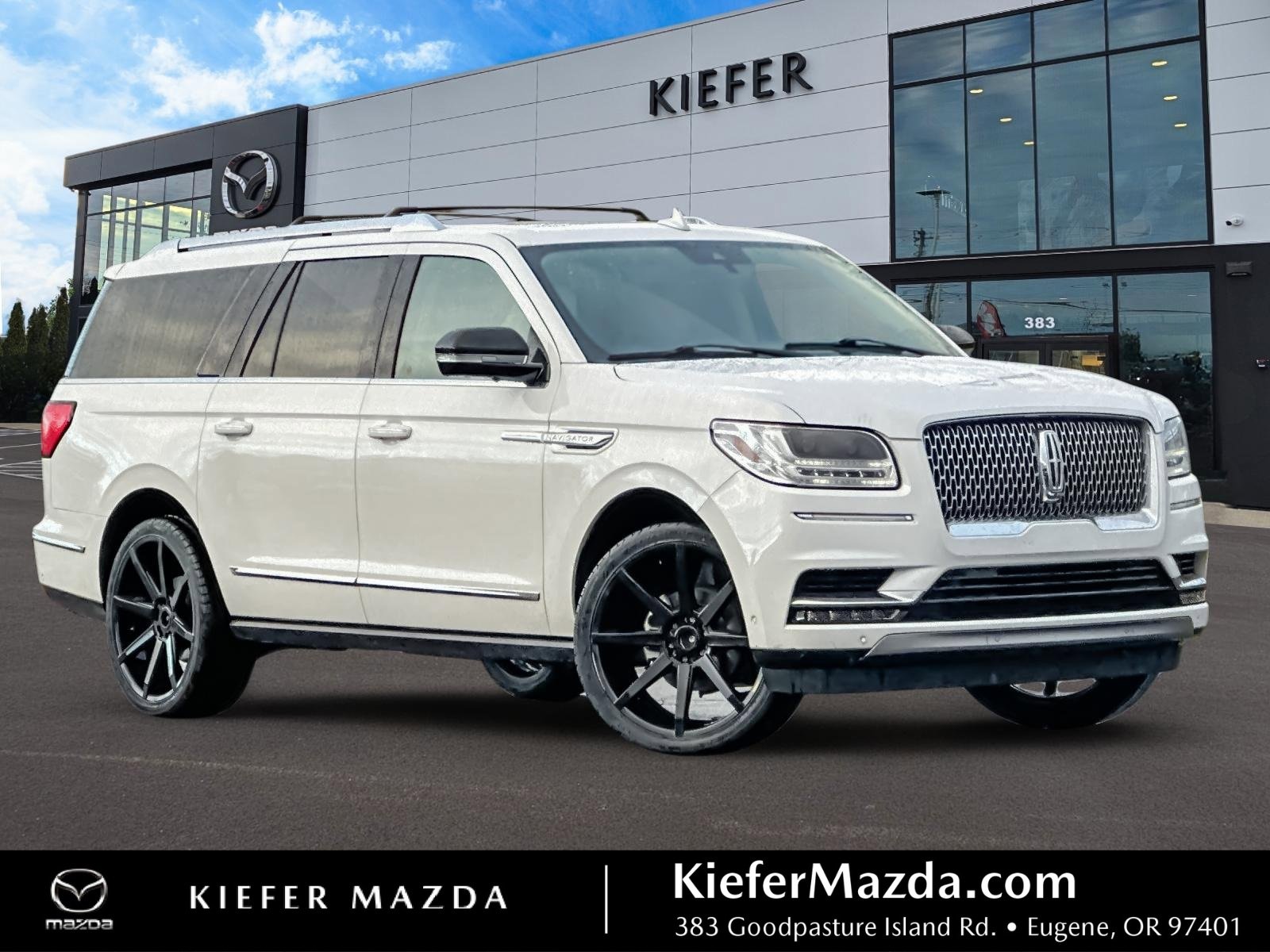 Used 2020 Lincoln Navigator L Reserve image 1