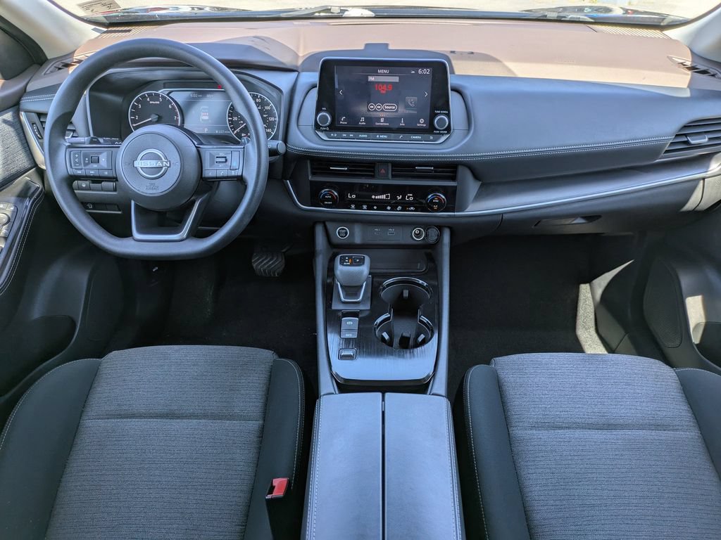 Certified 2023 Nissan Rogue SV FWD image 16