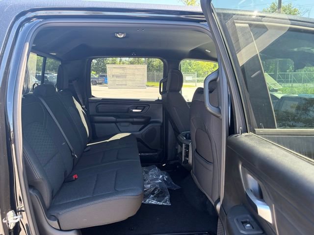New 2026 RAM 1500 Express AWD/4WD image 27