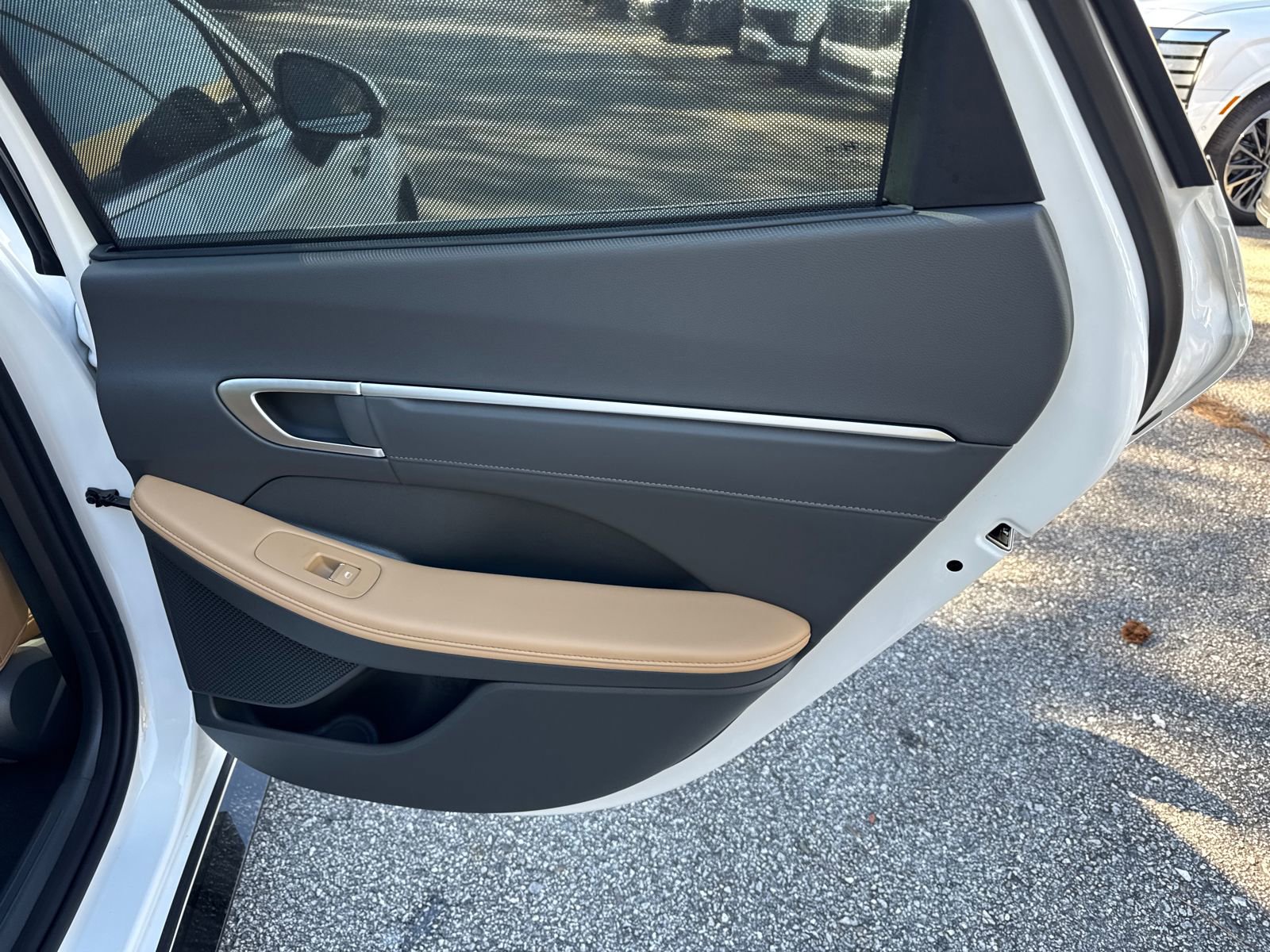 New 2026 Hyundai Sonata Limited FWD image 17