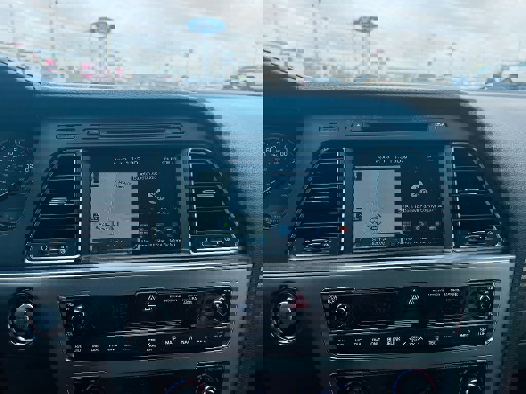 Used 2015 Hyundai Sonata Limited w/ Option Group 05 image 10