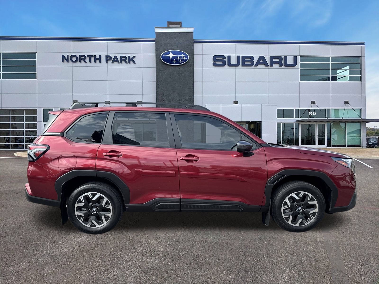 Certified 2025 Subaru Forester Premium image 2