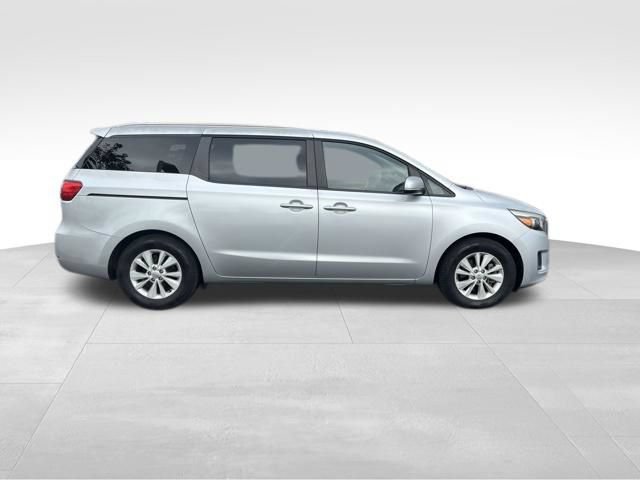 Used 2015 Kia Sedona LX FWD image 8
