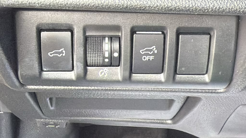 Used 2022 Subaru Outback Premium AWD/4WD image 30
