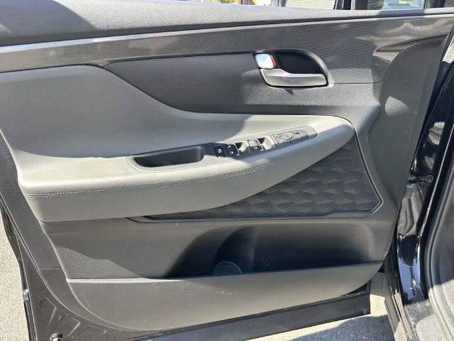 Used 2023 Hyundai Santa Fe SE w/ Cargo Package AWD/4WD image 20