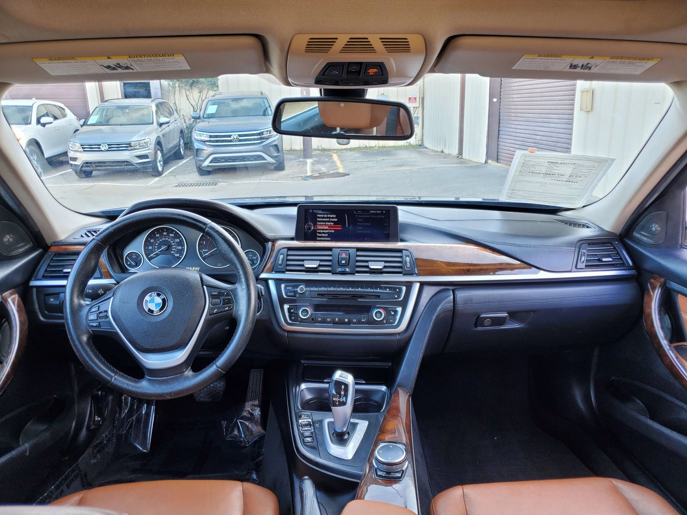 Used 2015 BMW ActiveHybrid 3 w/ Technology Package RWD image 37