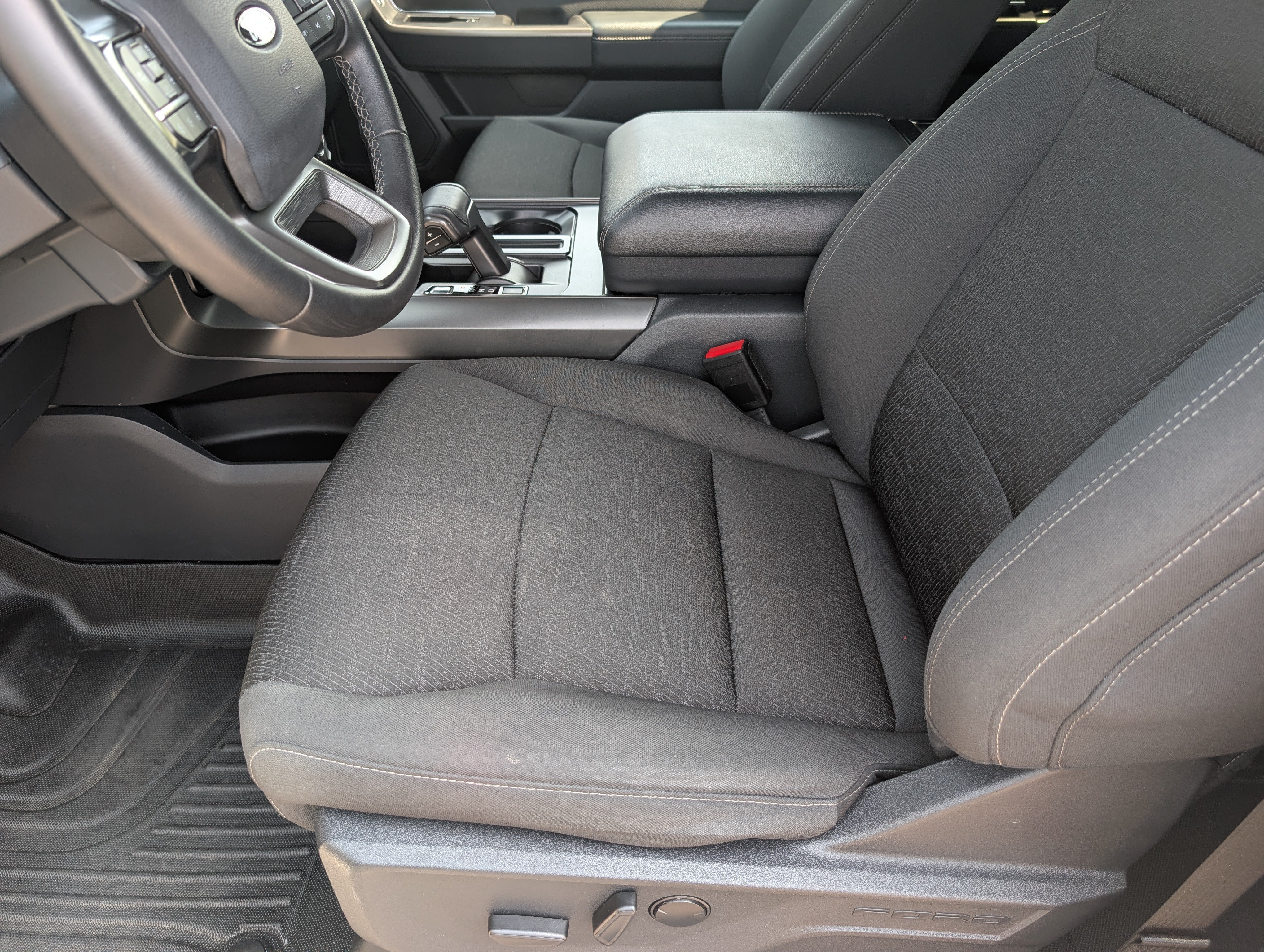 Used 2024 Ford F150 XLT w/ Equipment Group 302A MID AWD/4WD image 9